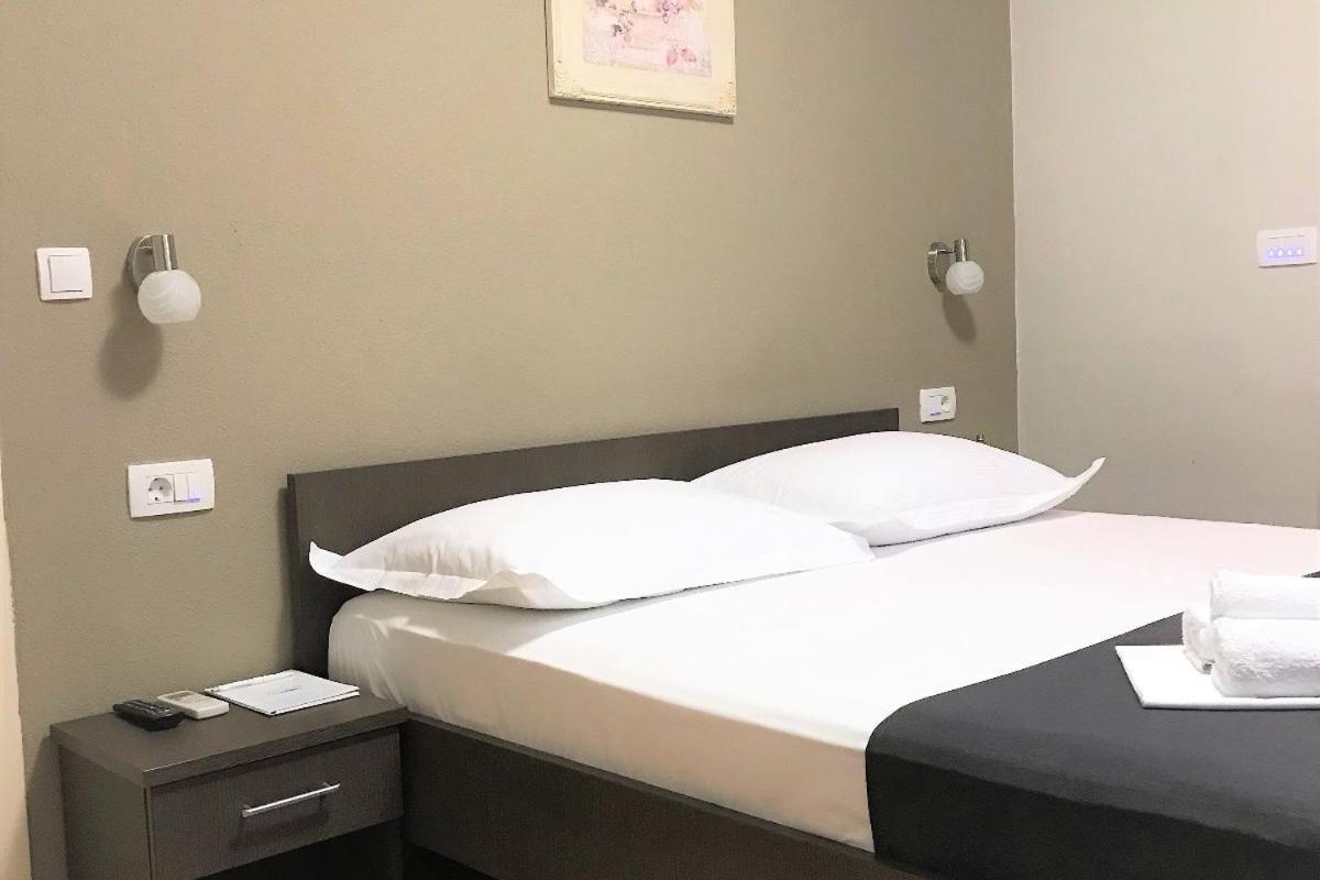Berulia Rooms Брела Екстер'єр фото