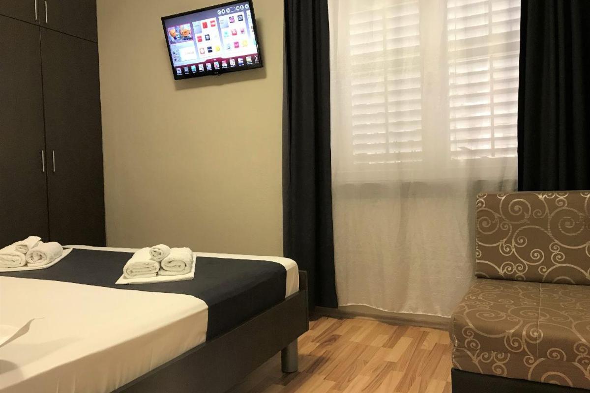 Berulia Rooms Брела Екстер'єр фото
